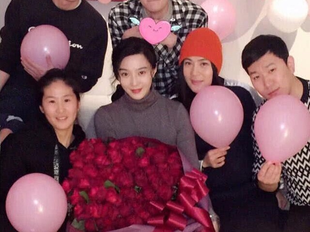 Phim - Ảnh Phạm Băng Băng đón sinh nhật giữa bão scandal giờ mới được tiết lộ