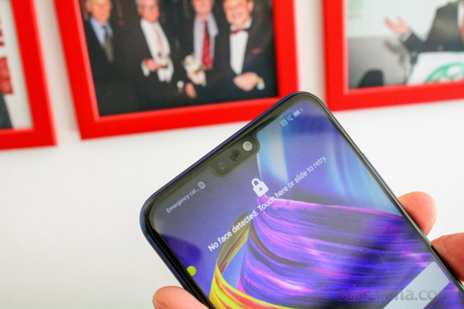 Đánh giá chi tiết Honor 8X: Giá "ngon", chụp ảnh đẹp - 3