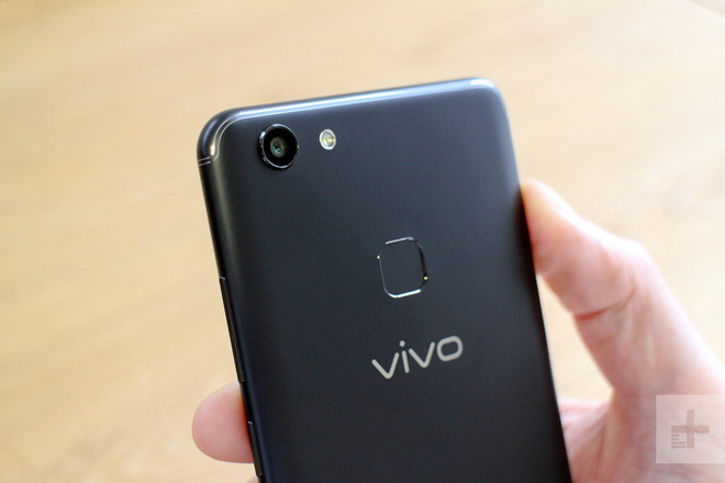 Top smartphone giá 5 triệu đồng, màn hình lớn, giải trí ổn - 5