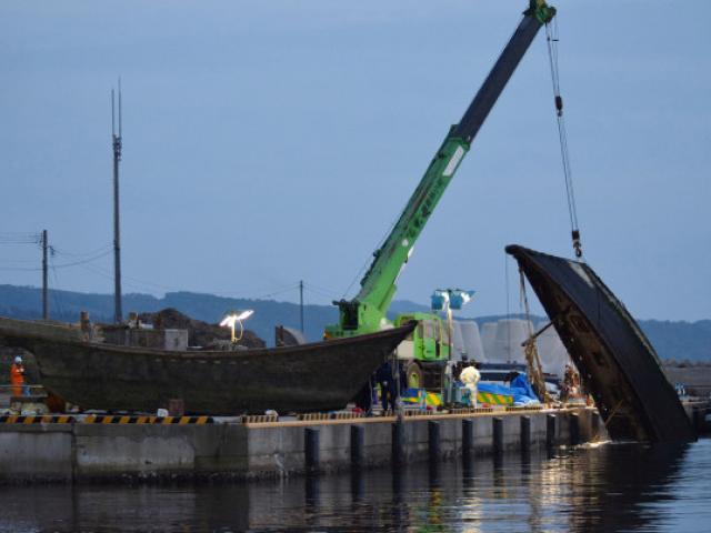 Thế giới - Hàng loạt tàu ma bí ẩn chứa xác người dạt vào Nhật Bản