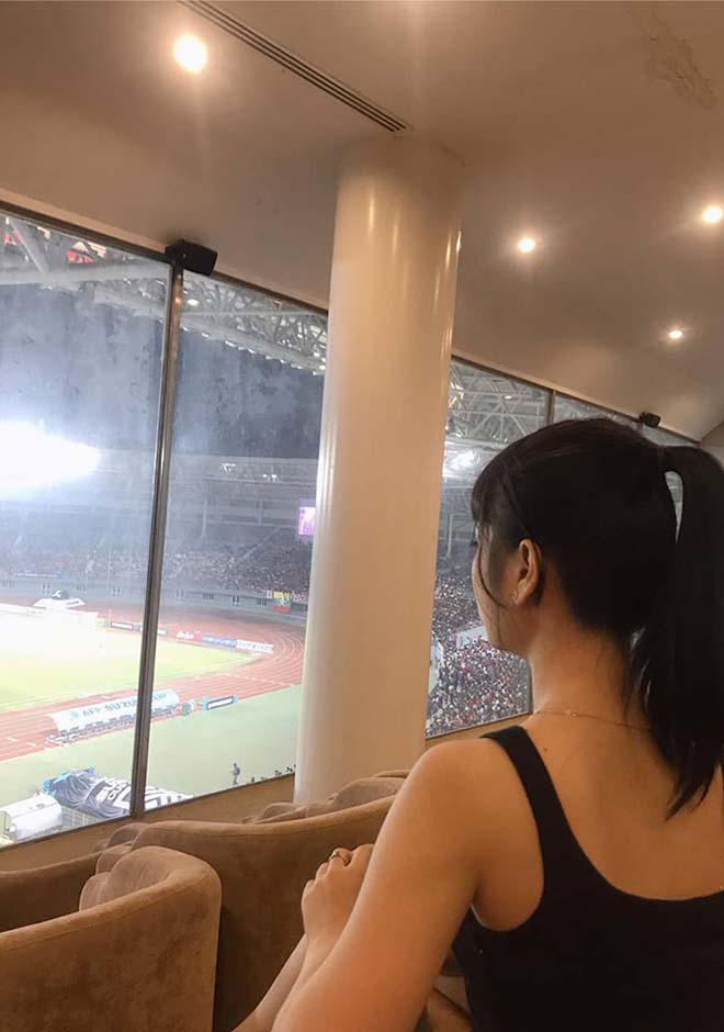 Người đẹp Myanmar khiến fan AFF Cup mê mẩn: “Nữ thần” bí ẩn - 2