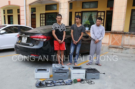 Rủ bạn thuê ô tô về công ty cũ phá két, cướp tài sản - 1