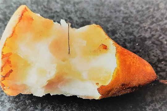 Úc: Bà My Ut Trinh không phải là kẻ đâm kim vào trái cây duy nhất? - 1