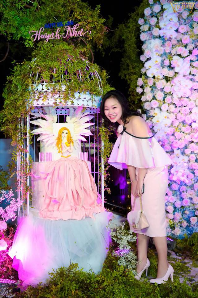 Mr. Đàm làm sinh nhật hoành tráng cho con nuôi: Bất ngờ thân thế cô gái 18 tuổi - 9