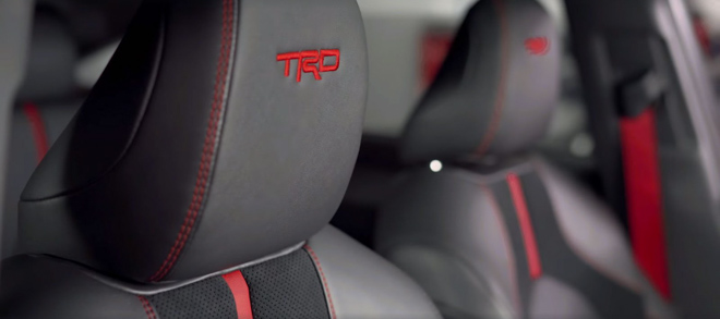 Bộ đôi Toyota Camry và Avalon phiên bản đặc biệt TRD chính thức lộ diện - 6