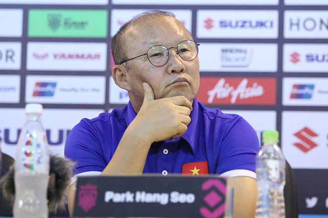 Họp báo Việt Nam - Malaysia: HLV Park Hang Seo muốn đá hay hơn gặp Lào - 1