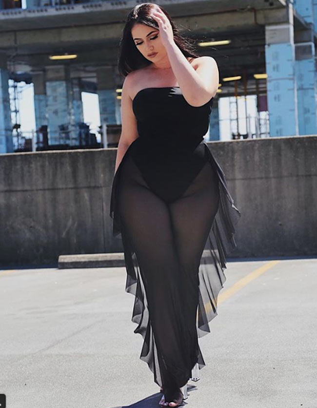 Cô sở hữu thân hình được đánh giá là hot hơn cả Kim Kardashian.