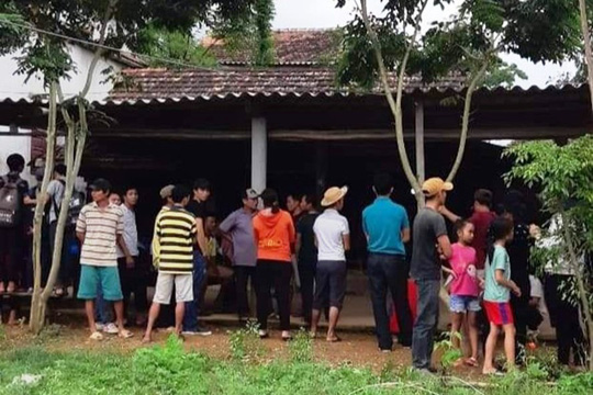 Hai cha con nghèo tử nạn giao thông, không đủ tiền mua hòm an táng - 2