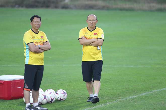 ĐT Việt Nam: Quang Hải mừng tóc mới, Park Hang Seo bàn kế đấu Myanmar - 1