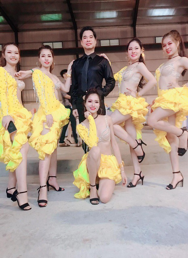 Cát-xê trăm triệu hát đám cưới, đại gia sẵn lòng chi bạo để "hạ gục" sao Việt - 1