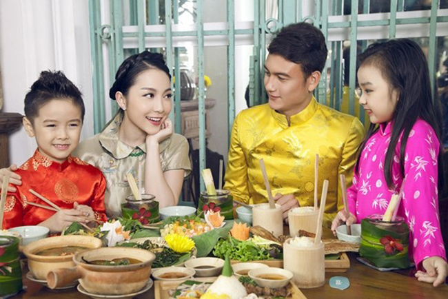Sở hữu thể hình đẹp, chiều cao lý tưởng cùng&nbsp;gương mặt điển trai, Lâm &#34;tây&#34;&nbsp;được nhiều công ty người mẫu mời gọi. Tuy nhiên Linh Nga khuyên em trai nên tập trung cho bóng đá.
