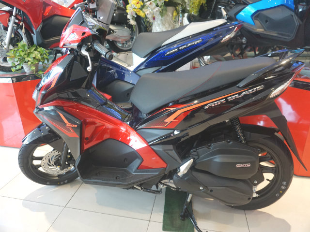 Ảnh thực tế 2018 Honda Air Blade đang làm “dậy sóng” thị trường Việt