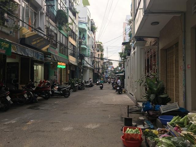 Pháp luật - Manh mối tìm ra nhóm đâm chết người nhà con nợ ở quận 3