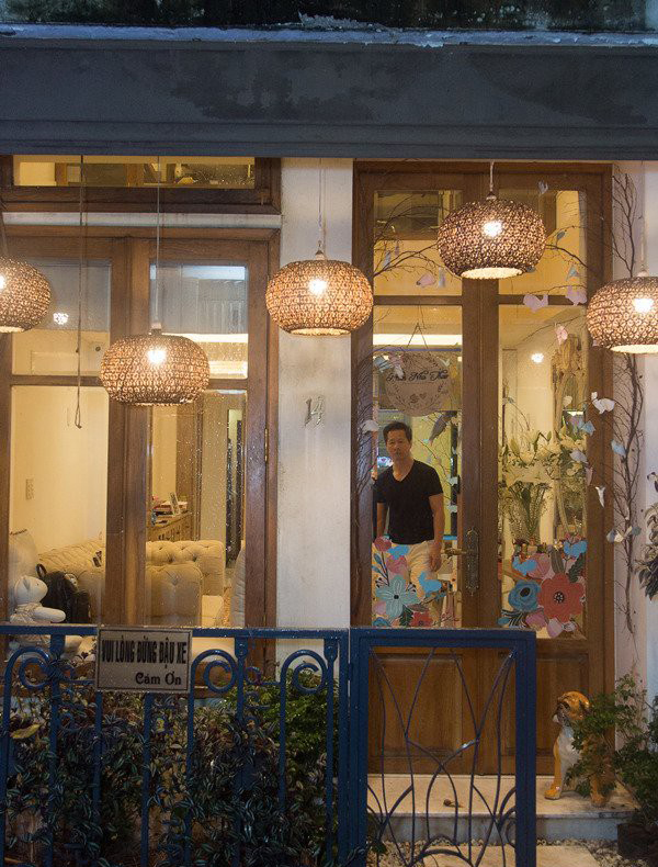 Chân dài miền Tây làm vợ thứ 4, được tặng 2 căn nhà, 1 biệt thự hơn trăm tỷ - 5