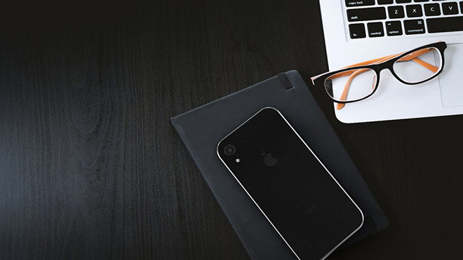 iPhone XR2 đẹp mê hồn khiến iFan mong thời gian qua nhanh - 4