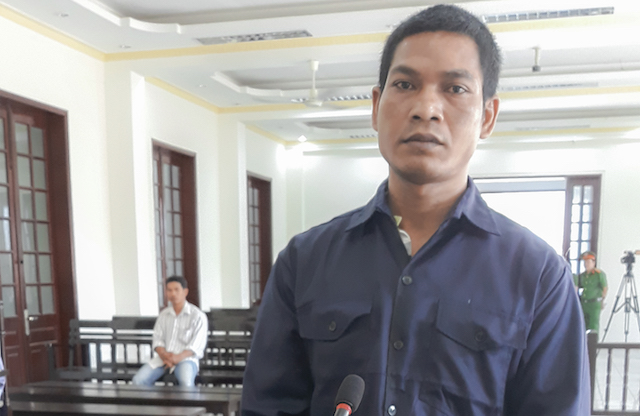 Yêu râu xanh &#34;giở trò&#34; với hàng xóm và cái kết - 2
