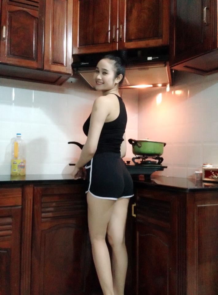 Tuyển thủ U23 Việt Nam có bạn gái giảng viên xinh đẹp thế này! - 7