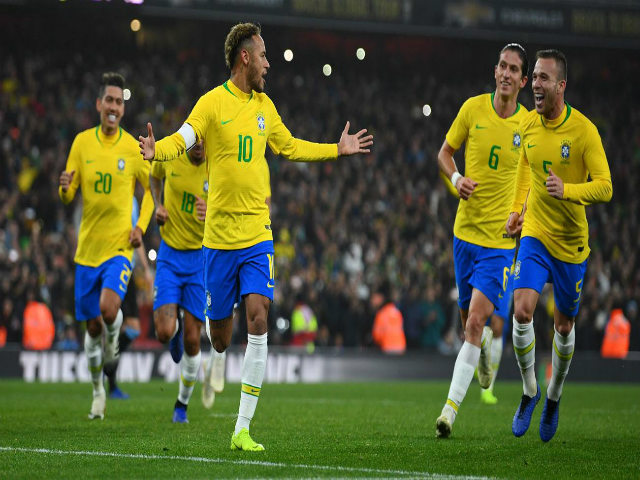 Bóng đá - Brazil – Cameroon: Vũ khúc Samba át vía “Sư tử”