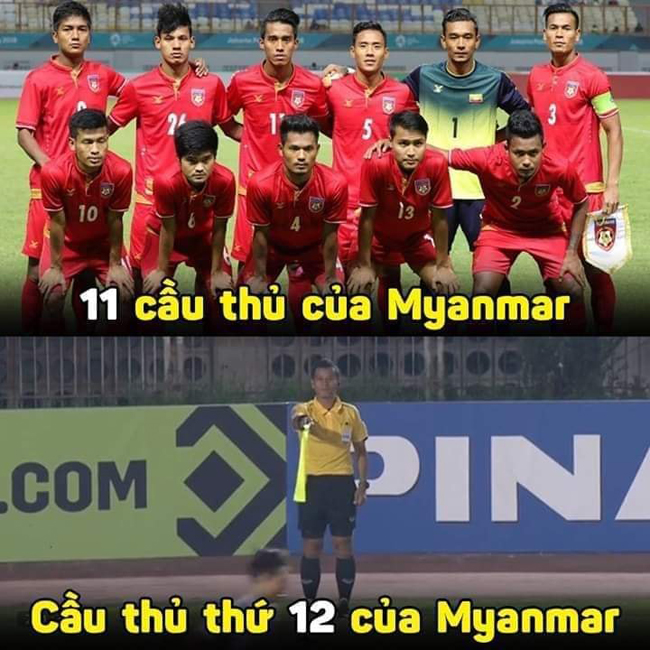 11 cầu thủ Việt Nam phải đấu với 12 cầu thủ Myanmar.