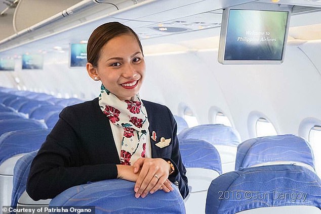 Tình huống khiến tiếp viên Philippines cho con của khách bú trên máy bay - 2