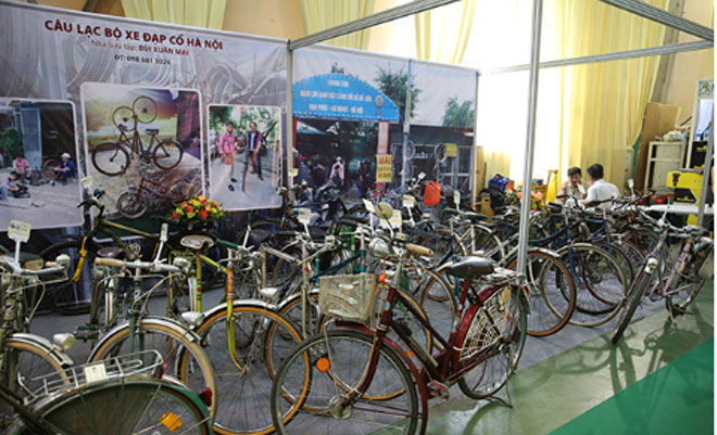 Hà Nội: Choáng với xe đạp thời "ông bà anh" trị giá hàng trăm triệu đồng - 2