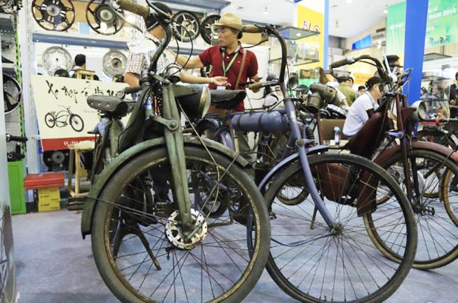 Hà Nội: Choáng với xe đạp thời "ông bà anh" trị giá hàng trăm triệu đồng - 4