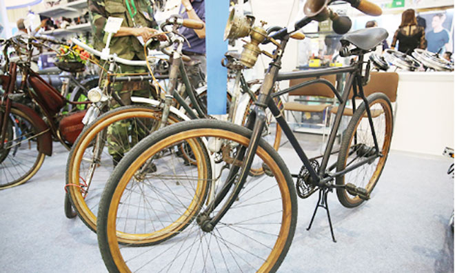 Hà Nội: Choáng với xe đạp thời "ông bà anh" trị giá hàng trăm triệu đồng - 10