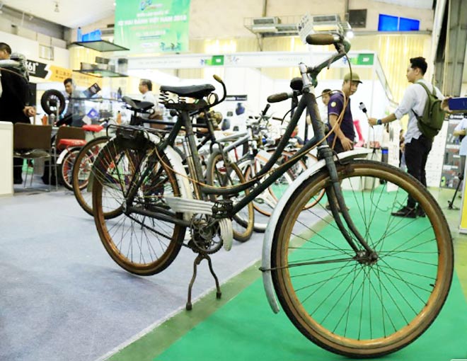 Hà Nội: Choáng với xe đạp thời "ông bà anh" trị giá hàng trăm triệu đồng - 11