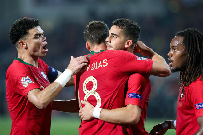 Bồ Đào Nha - Ba Lan: &#34;Truyền nhân Ronaldo&#34; và thẻ đỏ khó ngờ - 1