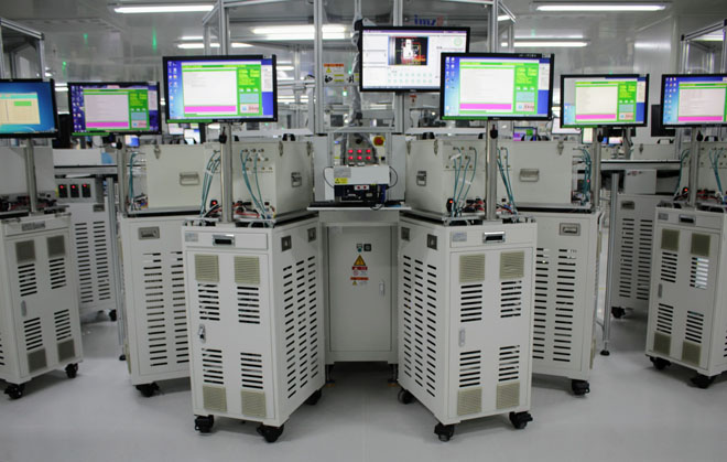 Lộ quy trình sản xuất smartphone R17 Pro, ra mắt 27/11 - 3