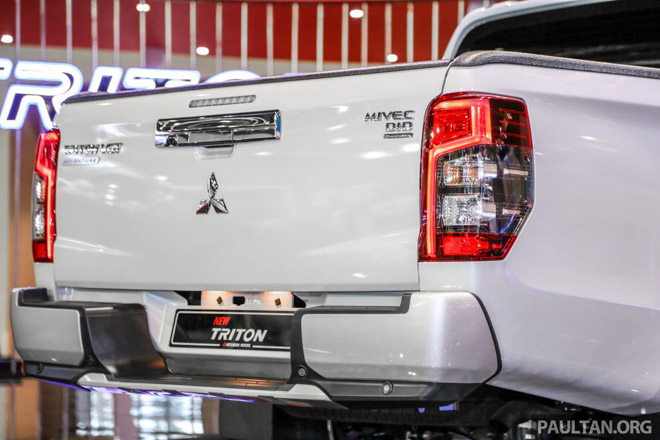 Mitsubishi bắt đầu mở đặt cọc Triton 2019 tại Malaysia với giá từ 555 triệu đồng - 9