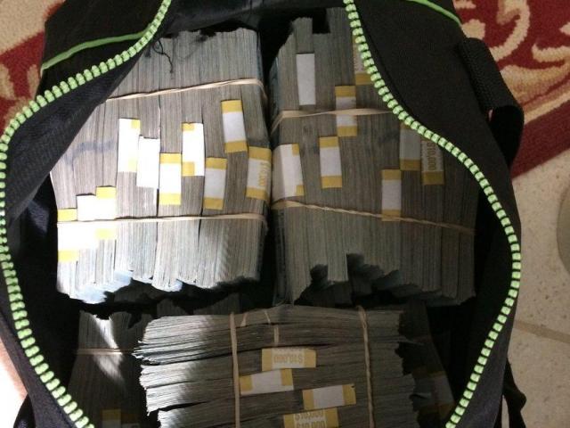 Thế giới - Mỹ: Mua kho chứa đồ secondhand, kinh ngạc khi mở ra xem