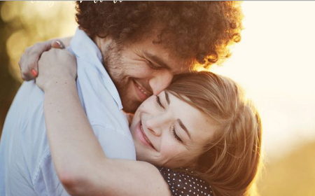 4 lợi ích đáng ngạc nhiên từ... cái ôm - 3