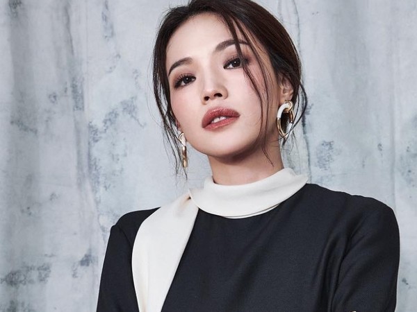 Ngỡ ngàng nhan sắc "nữ hoàng phim nóng": U50 trẻ như gái 18 - 2