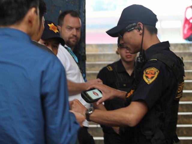 Tin tức trong ngày - Tiết lộ những công cụ hỗ trợ đảm bảo an ninh trận Việt Nam - Campuchia