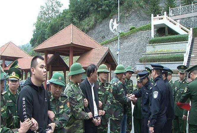 Lạng Sơn: Phát hiện nhiều tội phạm nước ngoài đang &#39;ẩn&#39; ở Việt Nam - 1