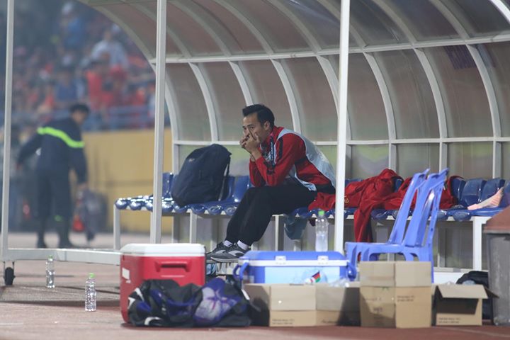 Đội tuyển Việt Nam thắng tưng bừng: Nhận tin dữ từ Văn Toàn - 1