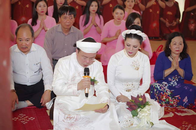 Hình ảnh đẹp trong lễ Hằng Thuận của nữ ca sỹ và chồng Thứ trưởng - 5