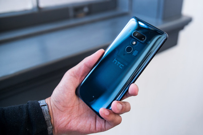 HTC vẫn cam kết gắn bó thị trường di động giúp fan thở phào - 1