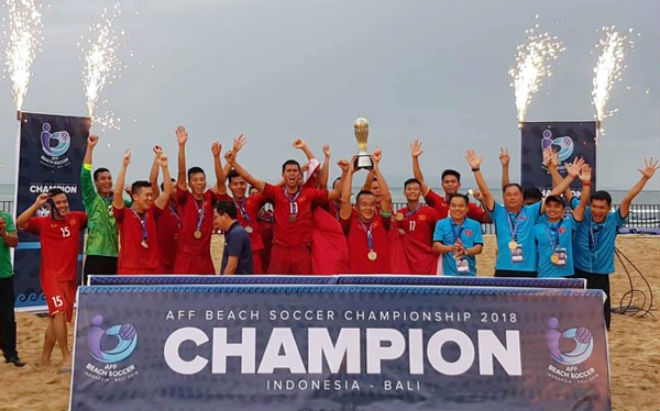 Việt Nam thắng Thái Lan 6-4 ở trận chung kết đặc biệt (bóng đá bãi biển) - 1