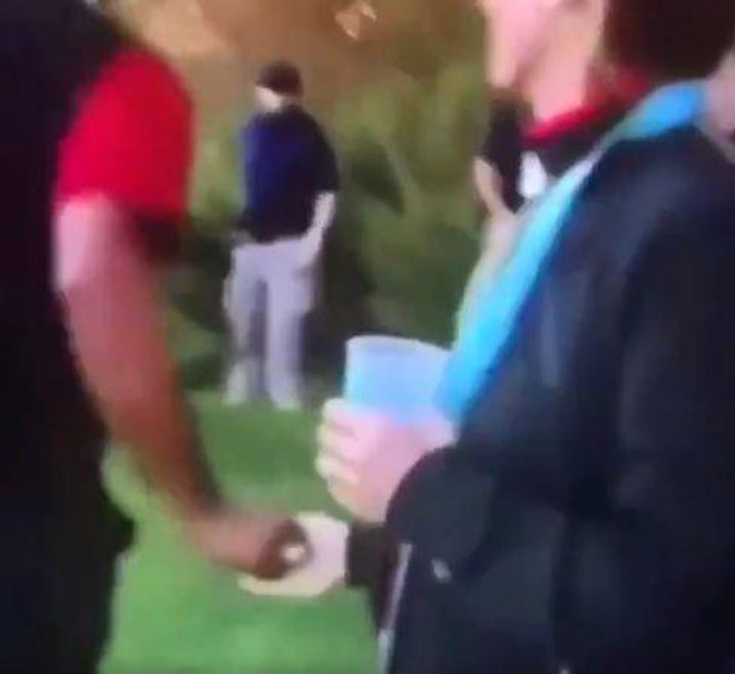 Tiger Woods &#34;trăng hoa&#34;: Đang đấu 9 triệu đô vẫn “à ơi” người đẹp - 2