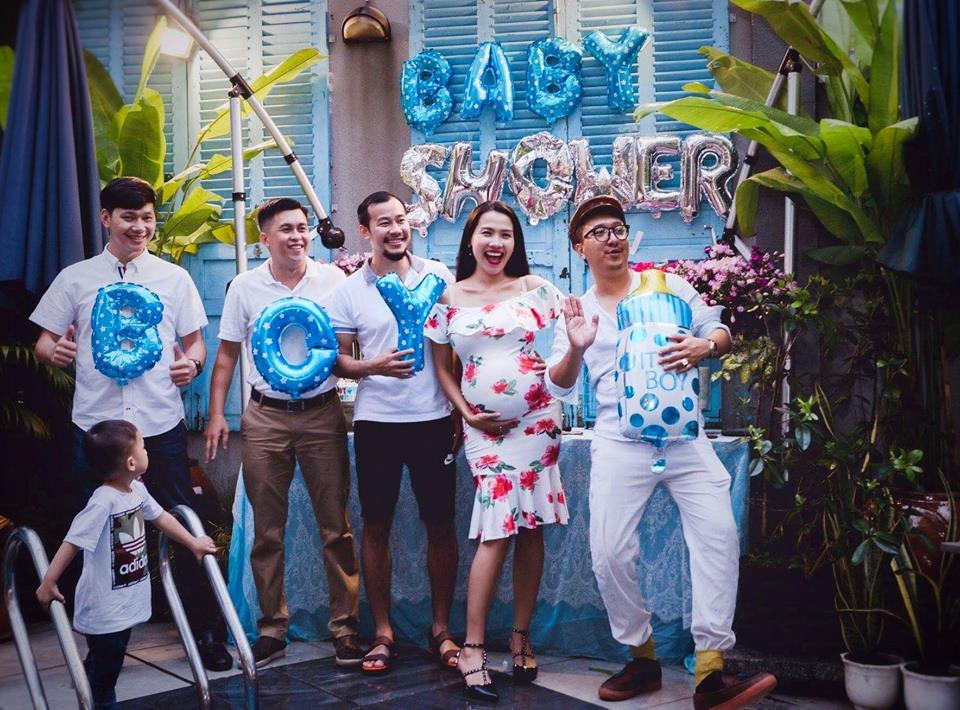 MC đài HTV tuyển chồng qua mạng lộ loạt ảnh nude trước ngày lâm bồn - 11