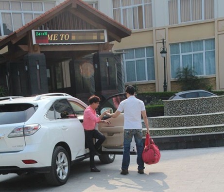 Nam ca sĩ gốc Huế và dàn xế hộp mang chuyện thị phi lan truyền trong showbiz - 7
