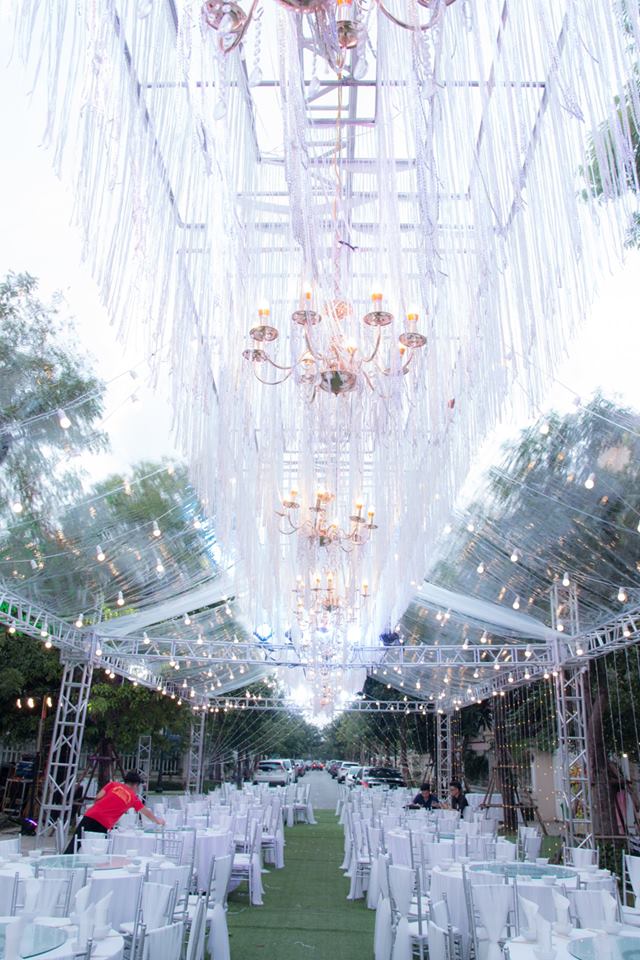 Nam ca sỹ "sưu tầm sổ đỏ", mở tiệc tân gia hàng trăm khách mời tại biệt thự 20 tỷ - 4