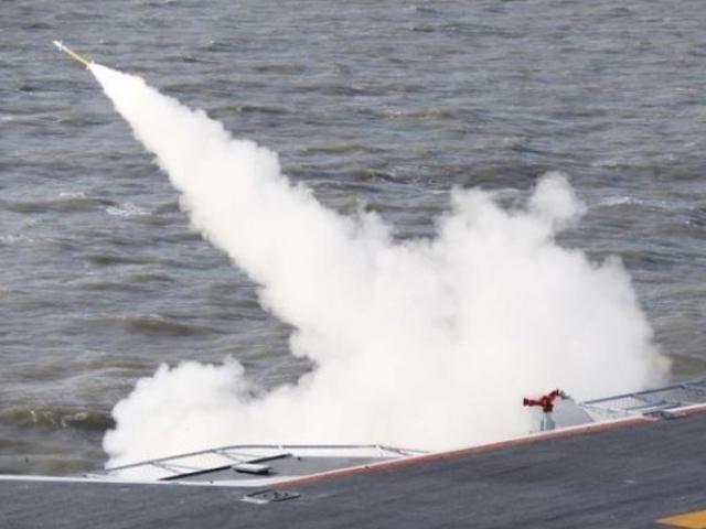 Thế giới - Trung Quốc bắn đạn thật tại eo biển Đài Loan lúc tàu chiến Mỹ đi qua