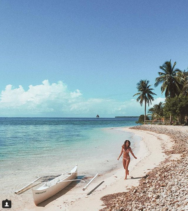 Bạn gái tiền đạo Philippines tuyên bố "bắn nát" hàng thủ VN là ai? - 9