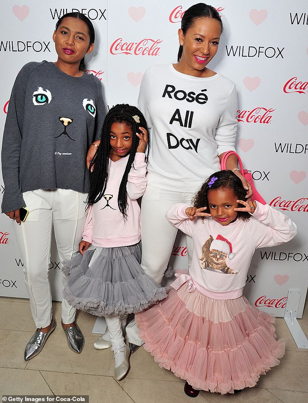 Sốc với tiết lộ bí mật tình dục của vợ chồng nữ giám khảo "The X Factor" - 5