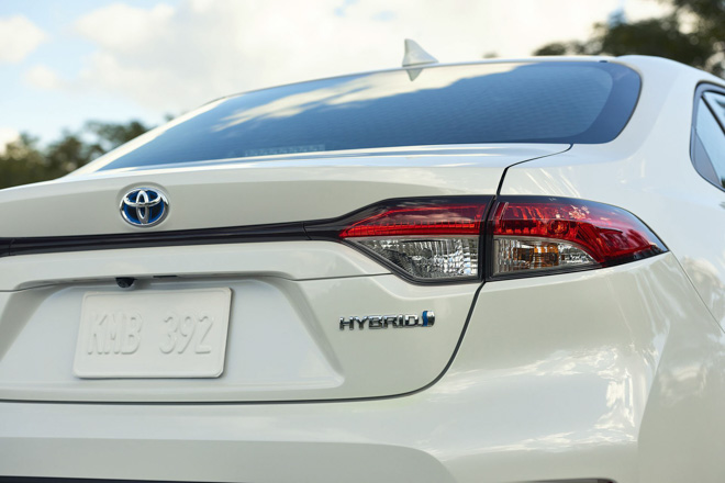 Toyota bổ sung phiên bản Corolla Hybrid 2019 cho thị trường Mỹ - 9
