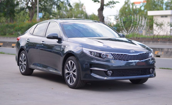 Kia Optima giảm giá còn 757 triệu, rẻ hơn cả Mazda 3 - 3