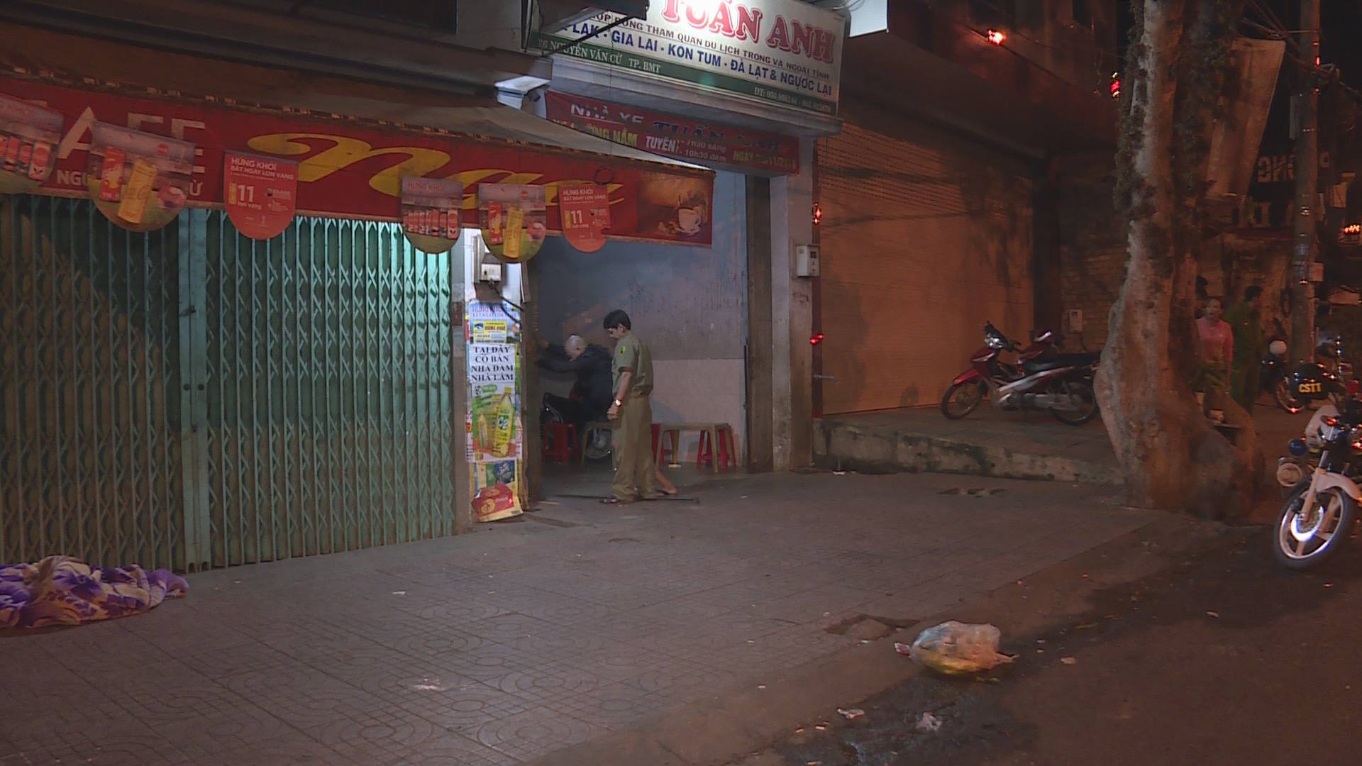Mâu thuẫn trong bữa tiệc chia tay, nam thanh niên bị đâm tử vong - 1